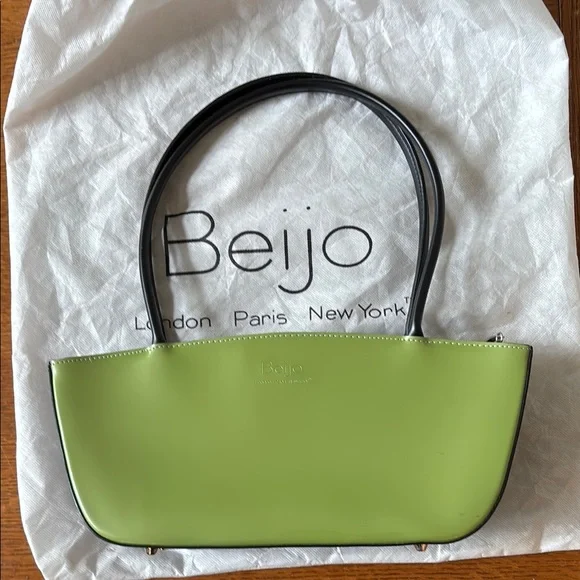 Beijo Green Handbag - Picture 1 of 1